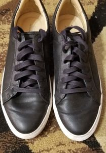 Skechers women black Leather sneakers